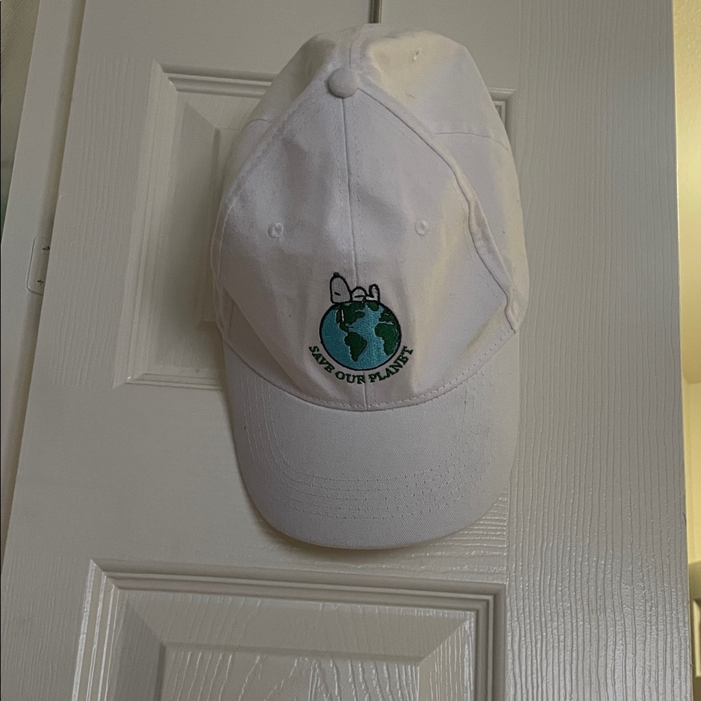 White 'Save Our Planet' Cap Snoopy On Top Of The World